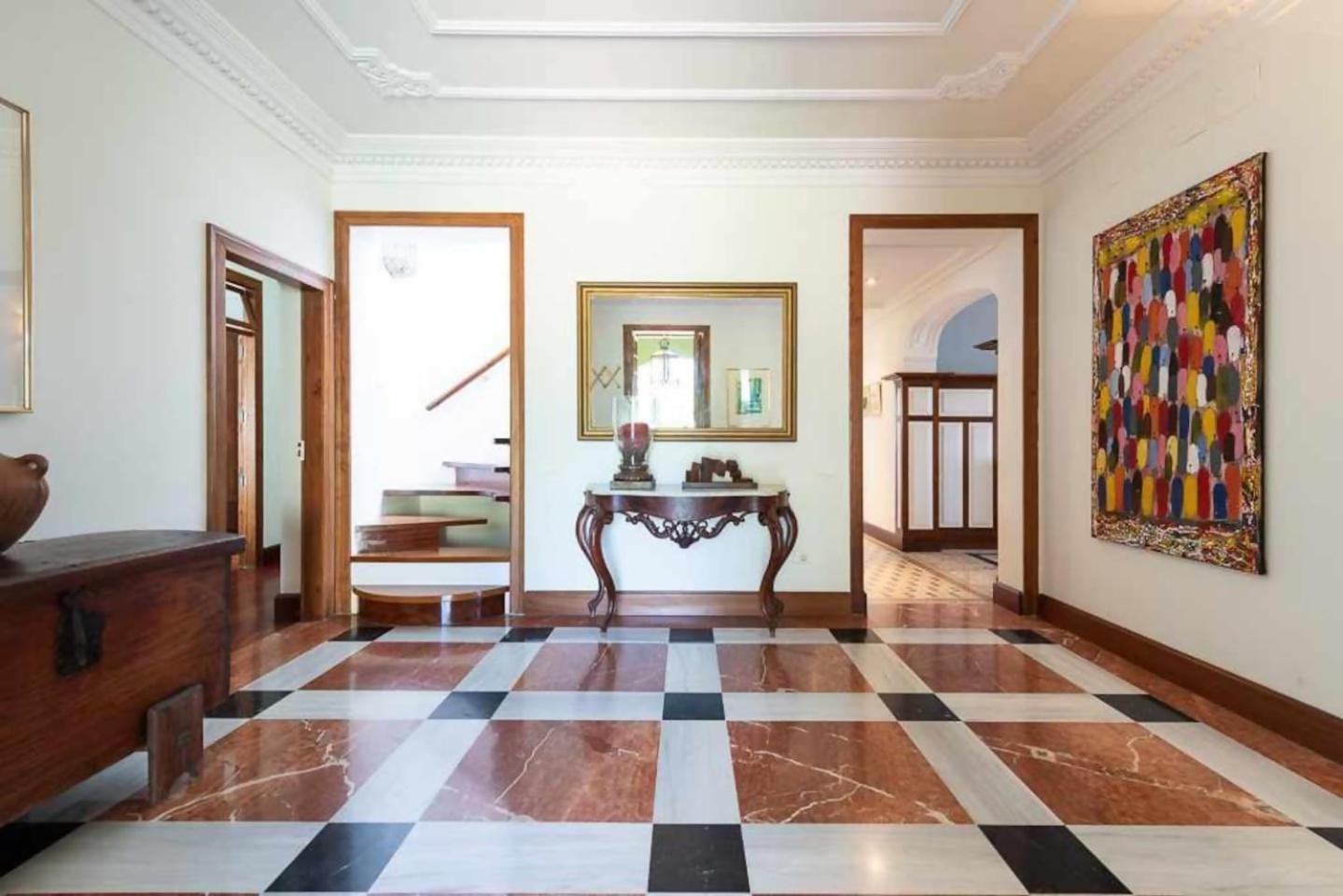 Amplia Villa De Lujo Con Piscina Climatizada Las Palmas de Gran Canaria Dış mekan fotoğraf