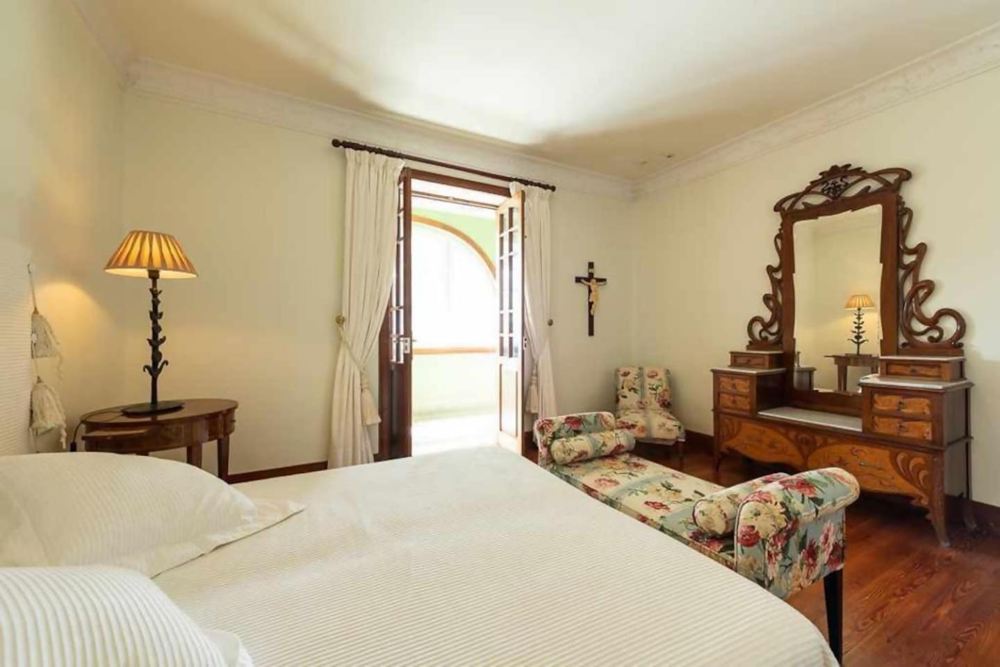 Amplia Villa De Lujo Con Piscina Climatizada Las Palmas de Gran Canaria Dış mekan fotoğraf